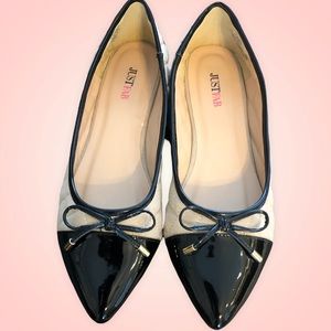 NWOT JustFab Bow Flats